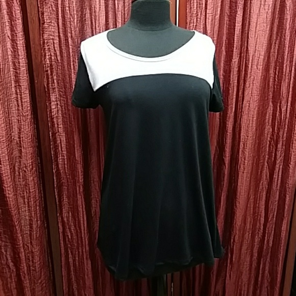 Black White L Luluaroe L - Picture 2 of 7